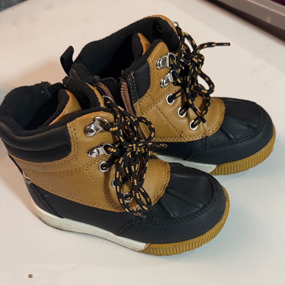 Kids Black and Tan Boots